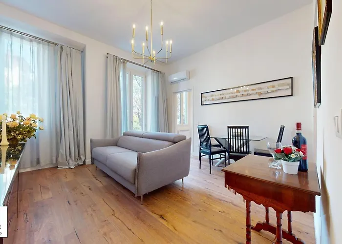 Central Rail By Sweet Homes Florença